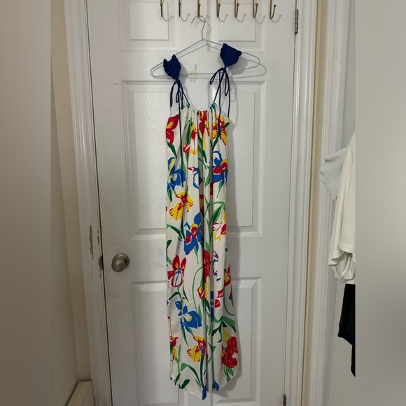 Beach Dress used as new - Picture 1 of 4